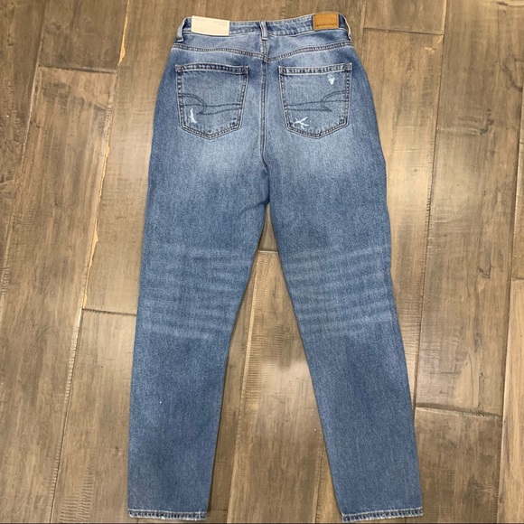 NWT American Eagle high waisted mom jeans - Picture 6 of 7